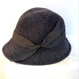 Zara Gray Wool Hat With Ribbon Bow Accent